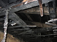 Datei:200px-Brandschaden.jpg
