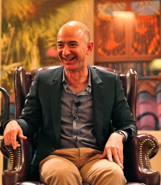 Datei:1040px-Jeff Bezos' iconic laugh.jpg