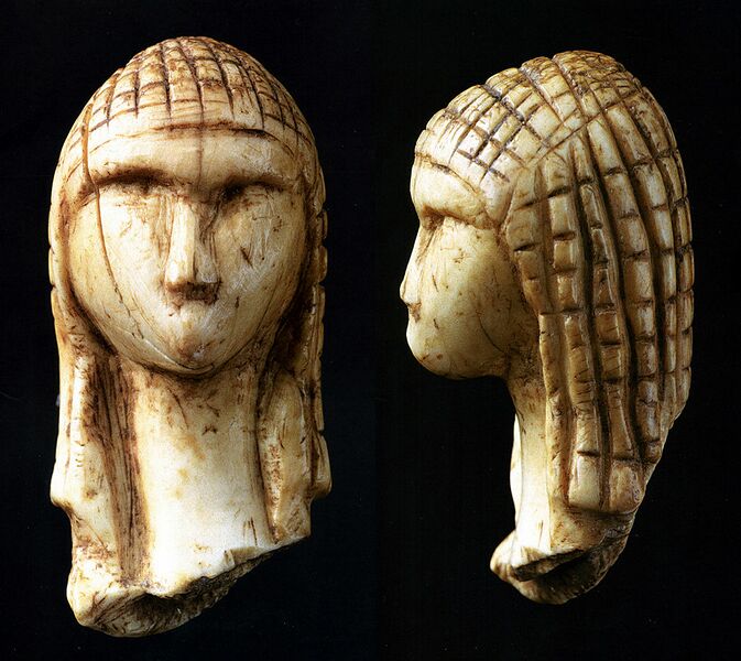 Datei:1010px-Brassempouy-1-2b.jpg