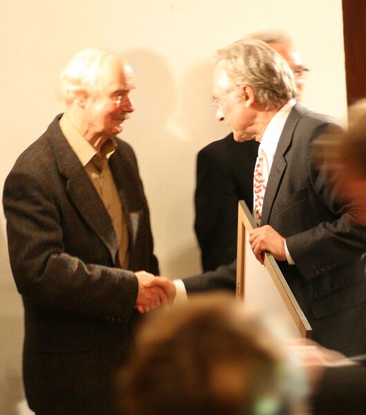 Datei:1058px-Deschner Dawkins.jpg