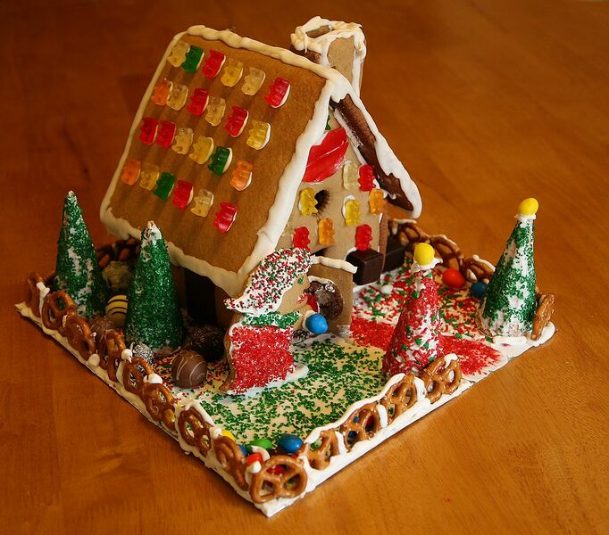 Datei:1022px-Gingerbreadhouse.jpg
