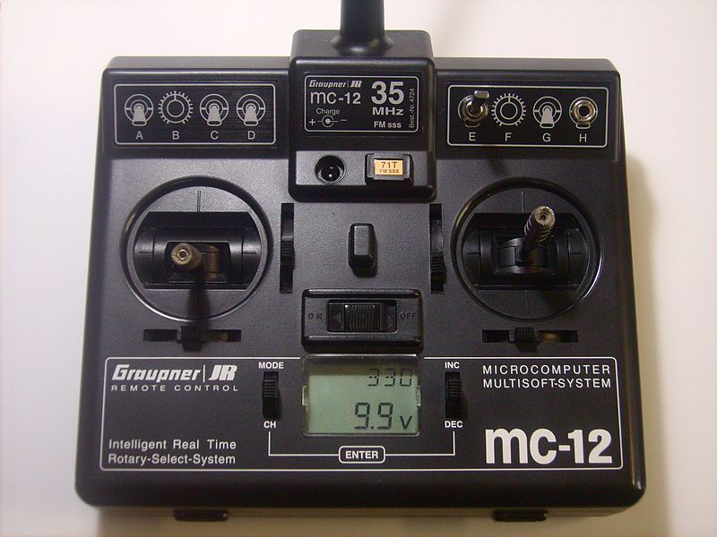 Datei:Remote-control-mc12.jpg