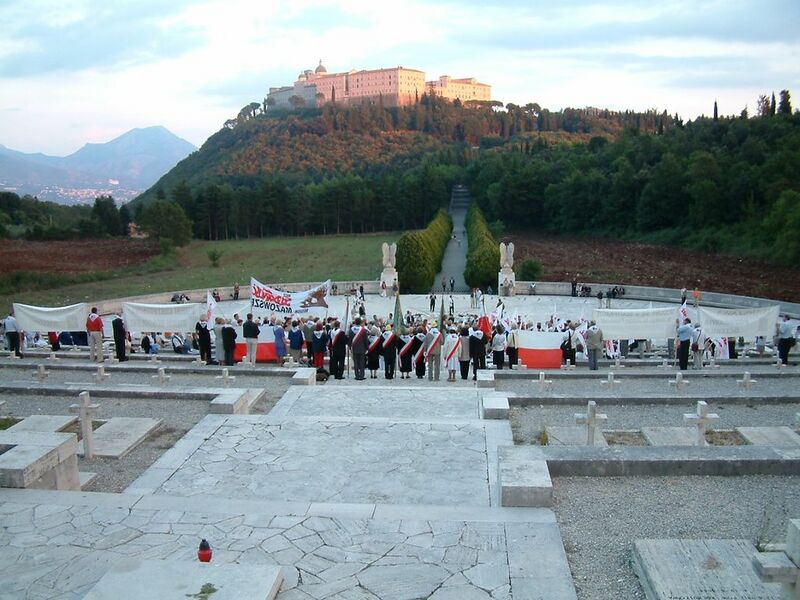 Datei:1024px-MonteCassino.jpg