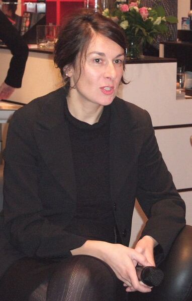Datei:460px-Zsuzsa Bánk.jpg