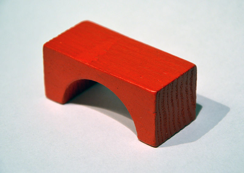 Datei:Bauklotz rot.jpg