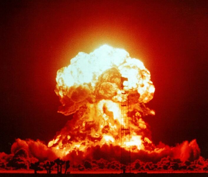 Datei:1058px-Nuclear fireball.jpg