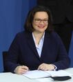 Vorschaubild der Version vom 12:28, 11. Aug. 2022