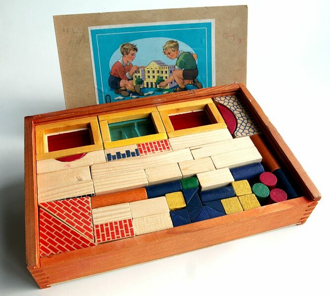 Datei:1001px-Houten blokkendoos.jpg