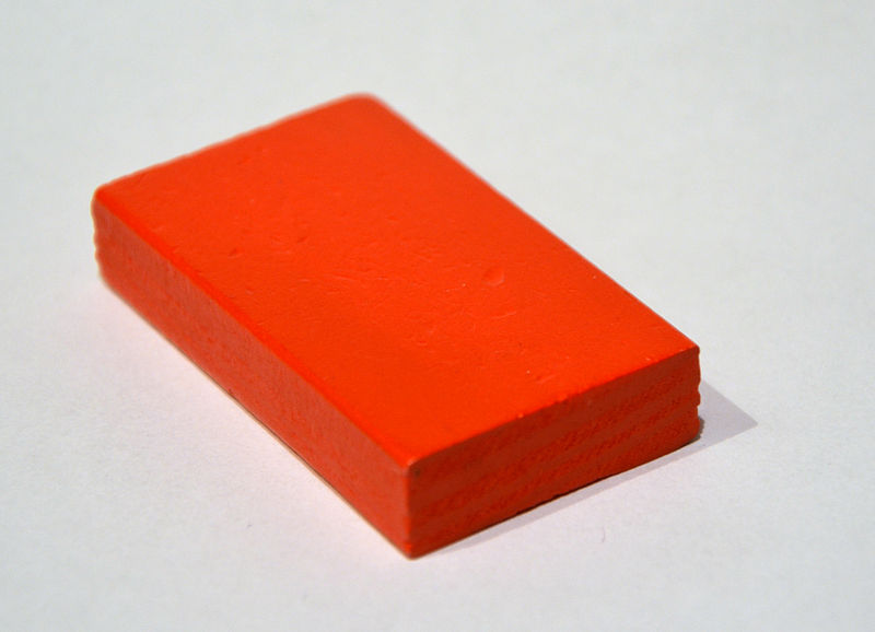 Datei:Bauklotz rot 2.jpg