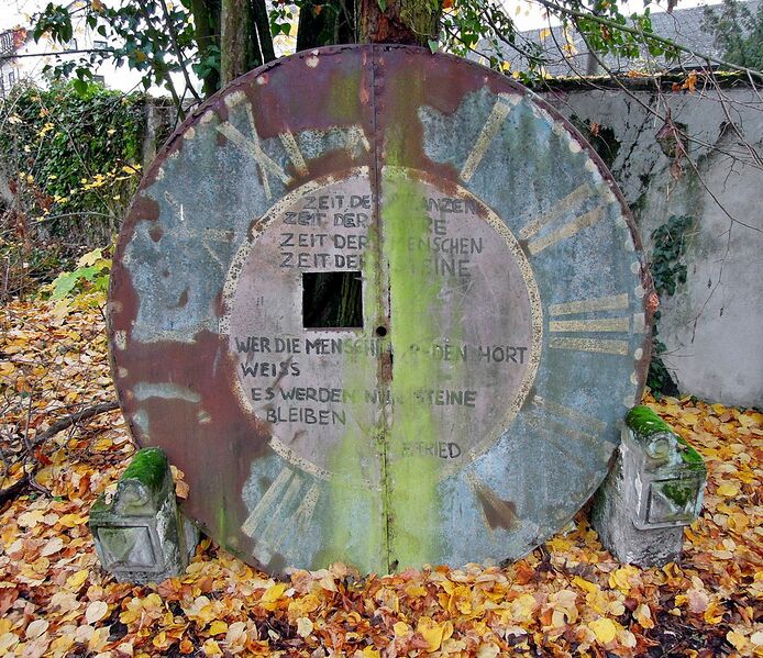 Datei:1041px-Saarlouis Jüdischer Friedhof (9).jpg