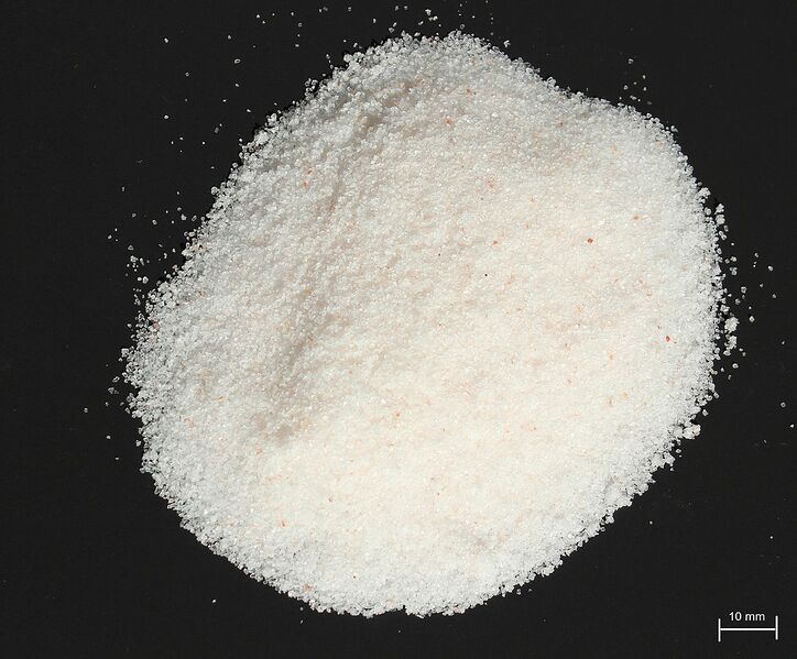 Datei:1086px-Himalayan salt fine grain V1.jpg